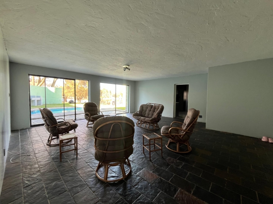 4 Bedroom Property for Sale in Lindequesdrif North West